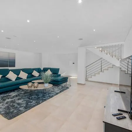 4bd In Marina With Pool * Albufeira